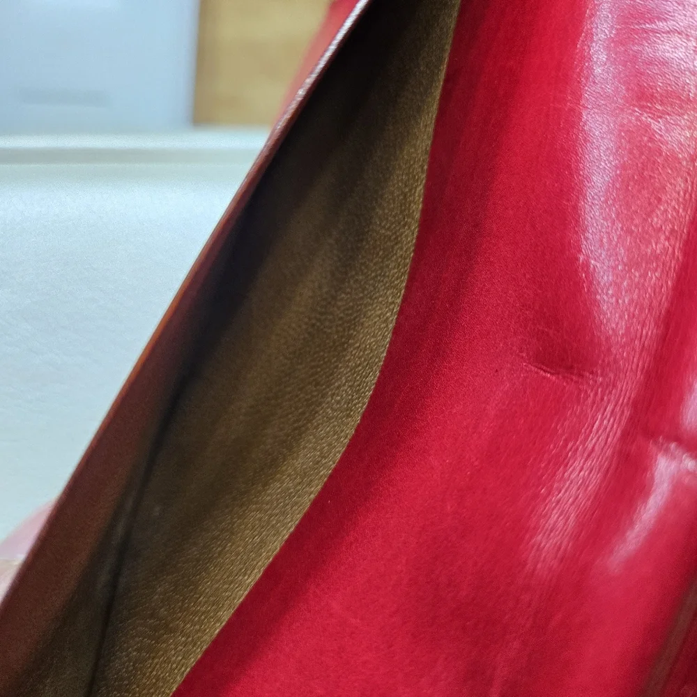 ✨️YSL BEAUTIFUL CHECKBOOK WALLET RED - Picture 10 of 12